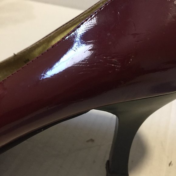 Trendzone Size 9M Burgundy Heels with Bow Tie - Picture 10 of 11